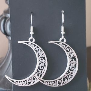 Silver Filagree Crescent Moon Earrings